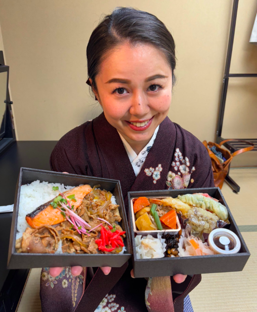 着物姿の桂紗綾