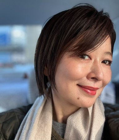 ショートカットの松井愛