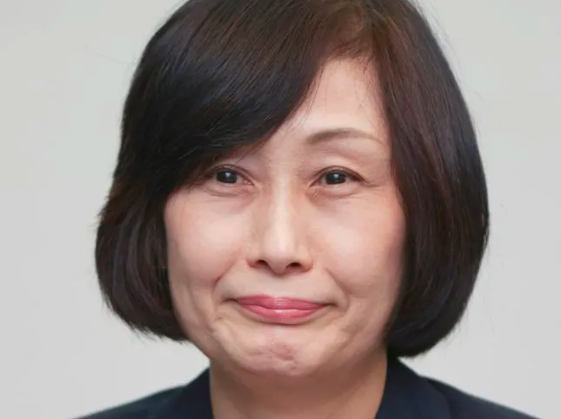 鳥取三津子