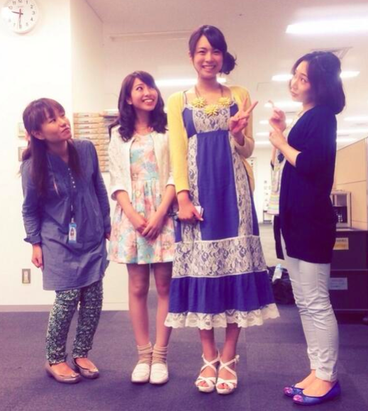 2014年の小椋寛子（左から2番目）