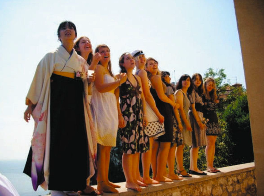 イタリアに留学した時の畠山澄子（左端）