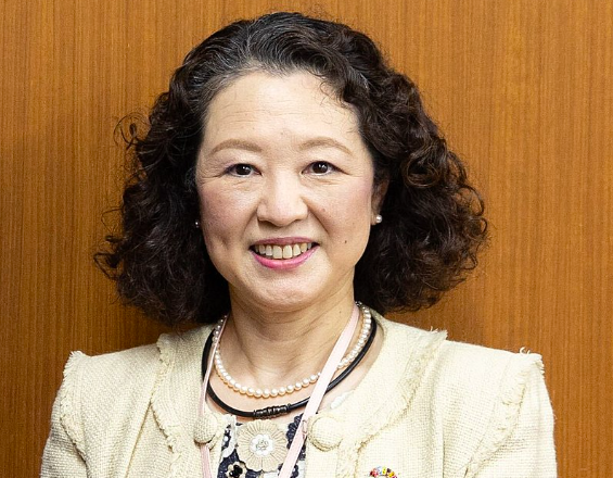 芳野友子