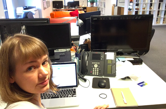 ZDFで仕事をするマライ・メントライン